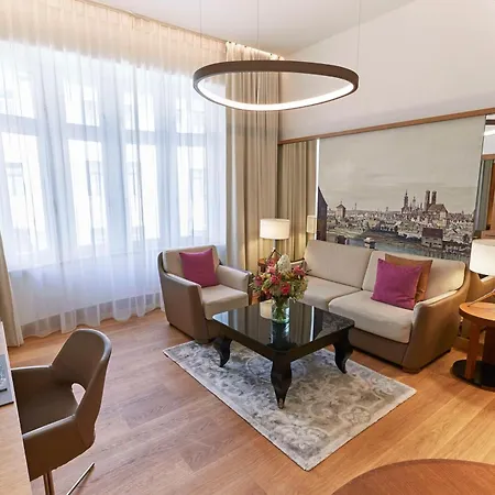 Vier Jahreszeiten Kempinski Muenchen Buitenkant foto